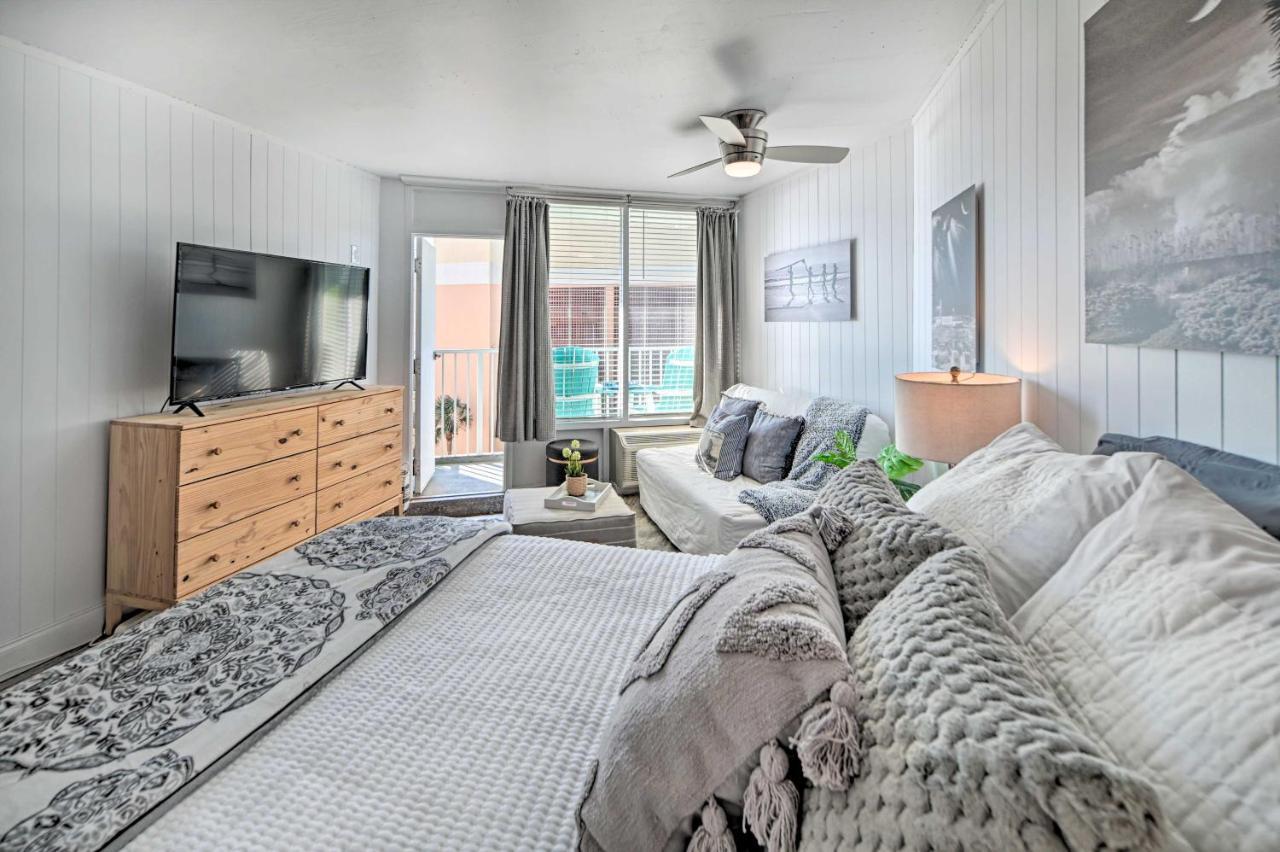 Beachfront Condo In Myrtle Beach With Pool Access Eksteriør bilde