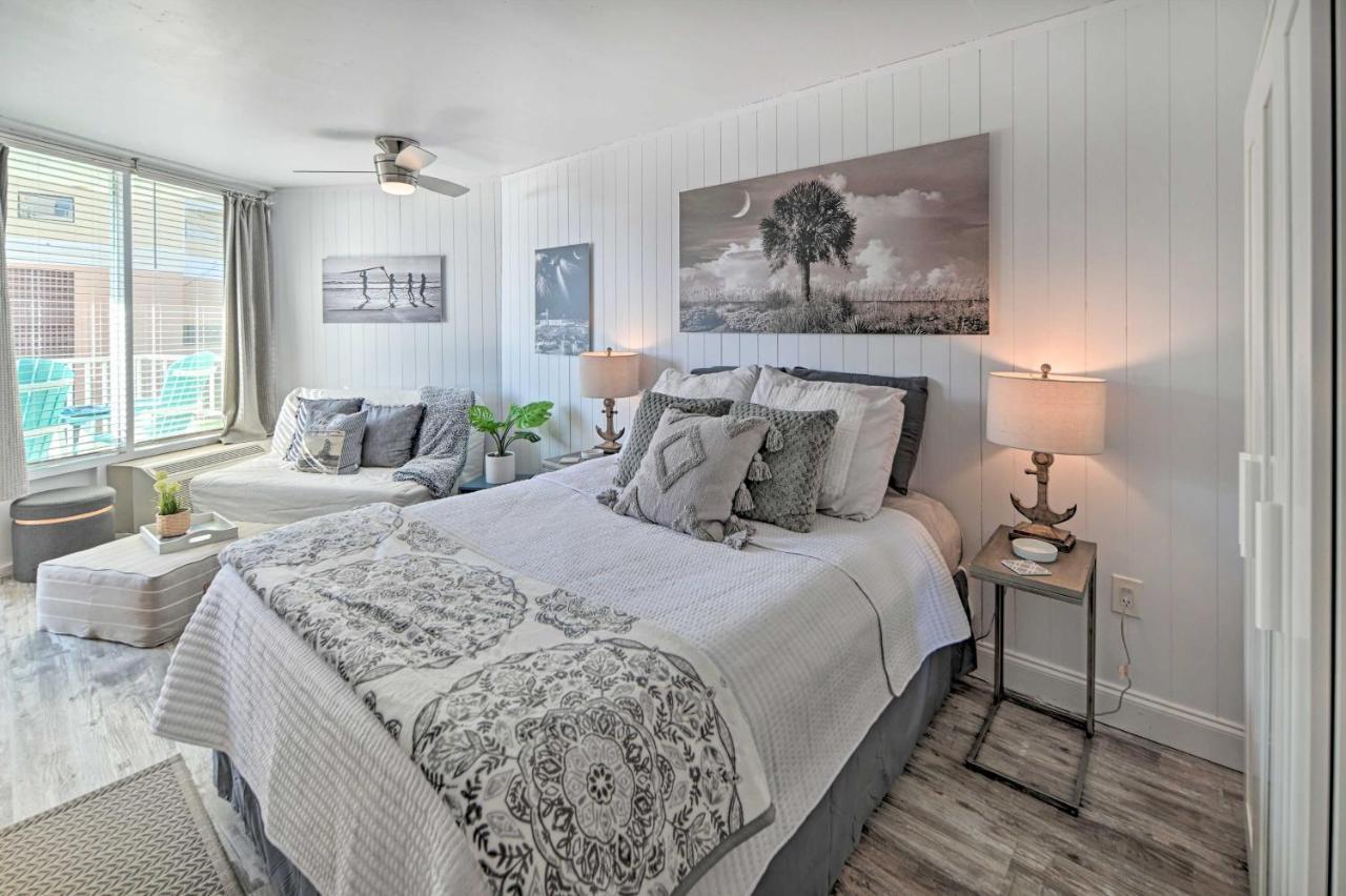Beachfront Condo In Myrtle Beach With Pool Access Eksteriør bilde