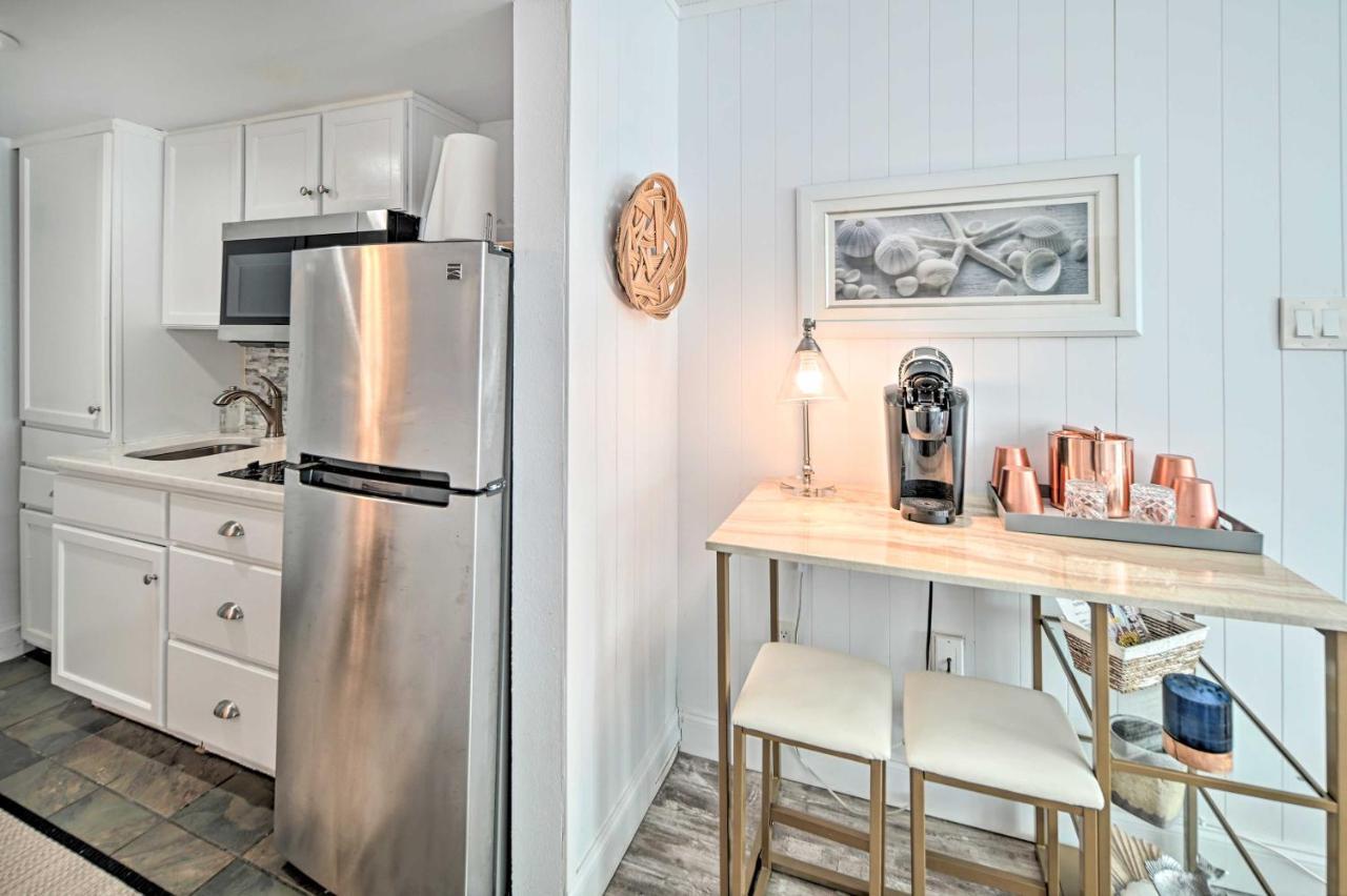 Beachfront Condo In Myrtle Beach With Pool Access Eksteriør bilde