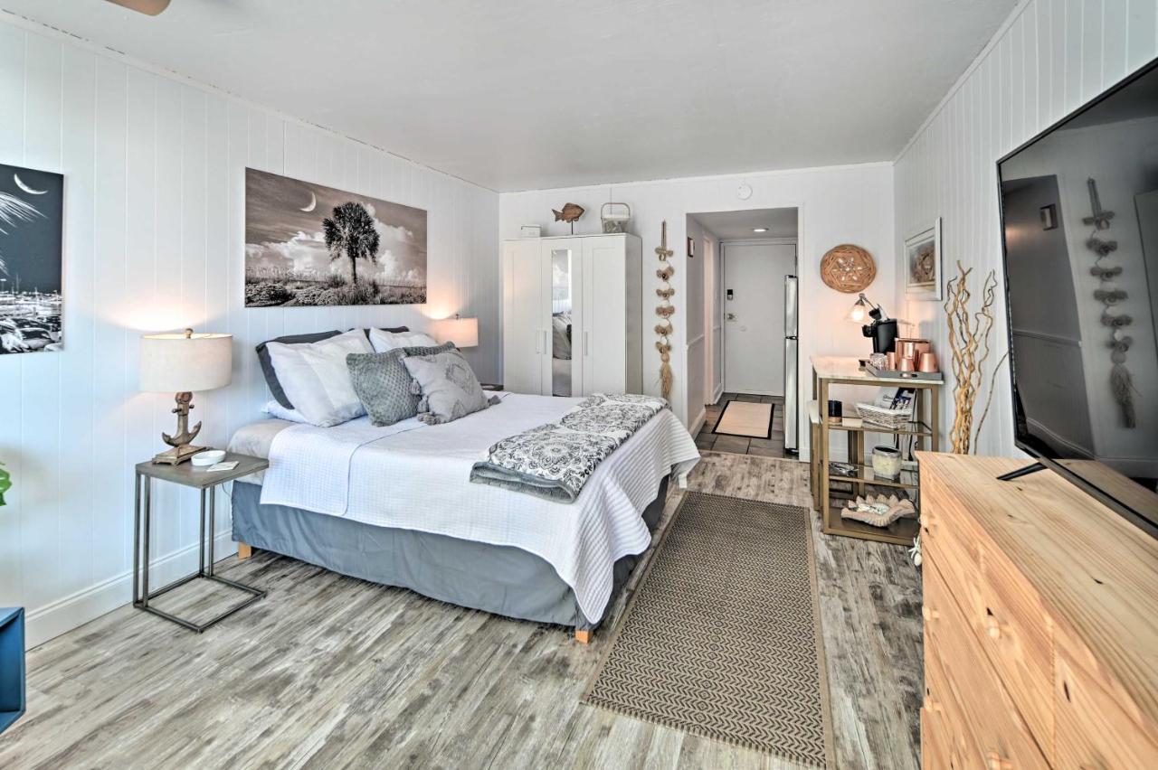 Beachfront Condo In Myrtle Beach With Pool Access Eksteriør bilde